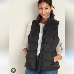 Old Navy Black Puffer Vest